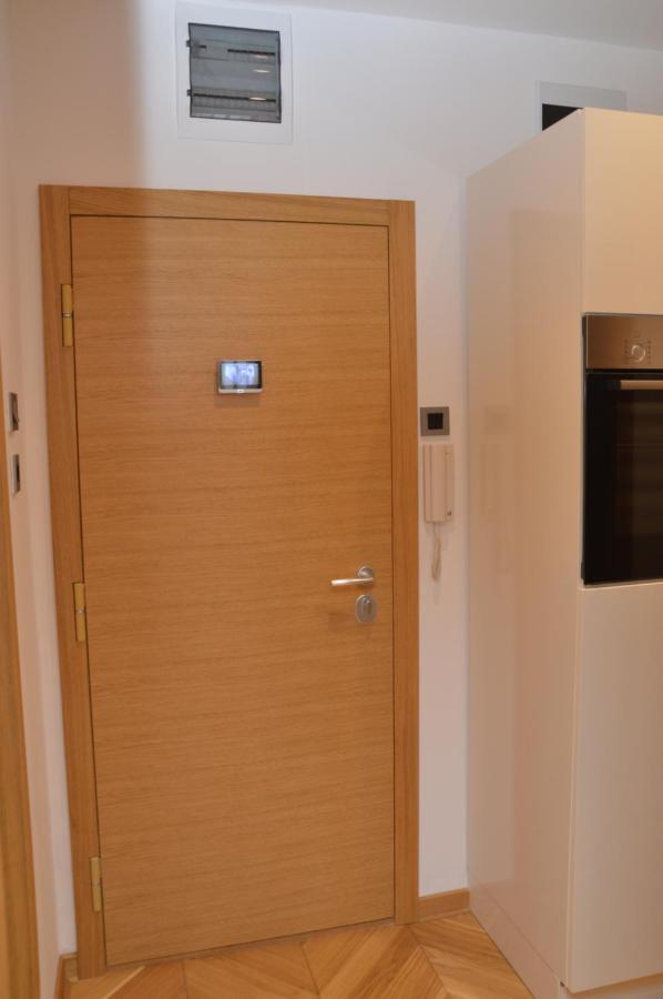 Unca Apartment Belgrade Exterior photo